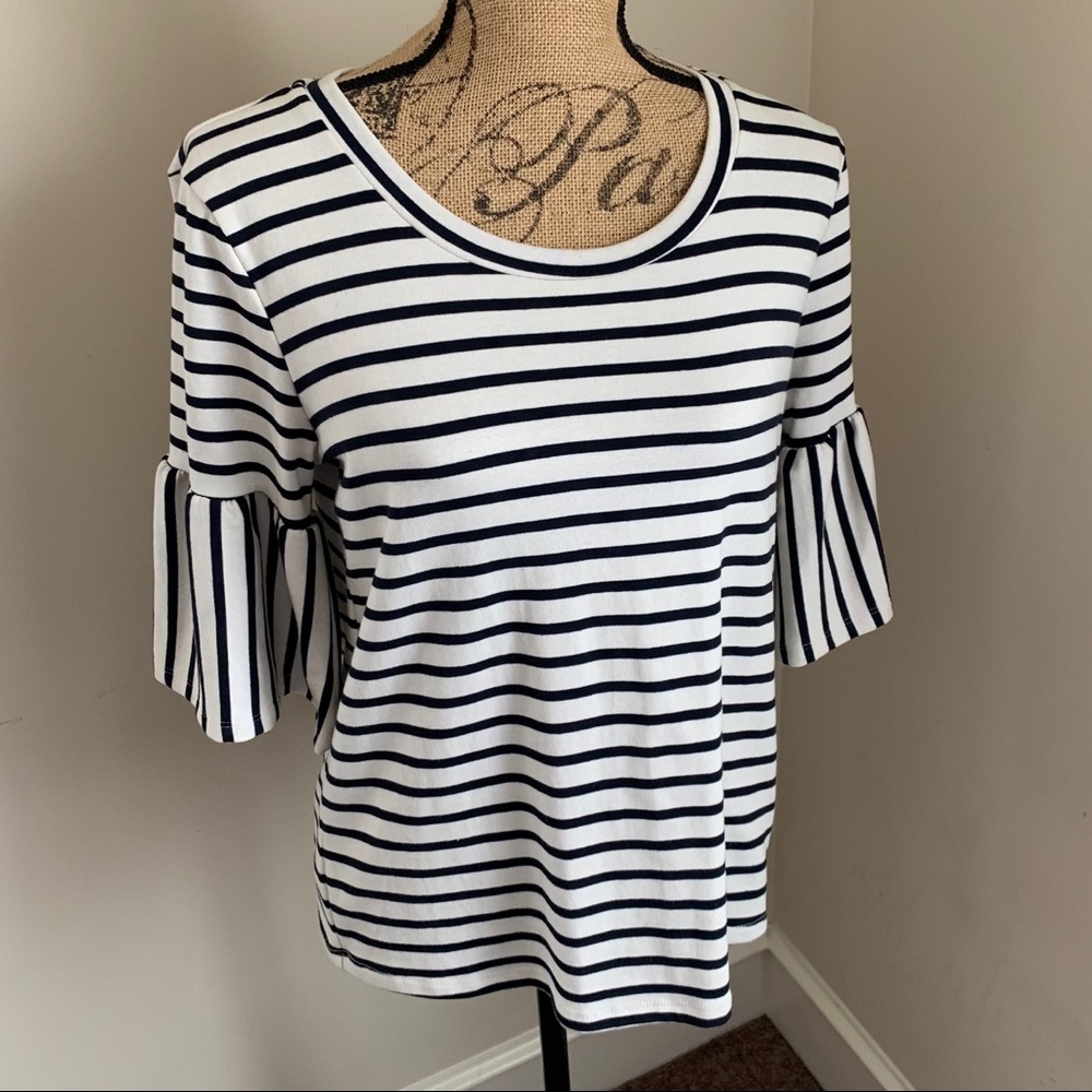 Navy & White Striped 1/2 Sleeve Top
